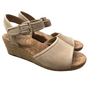 UGG Maybell Wedge Espadrille Suede and Weave Women’s Sandals‎ Size 9 US